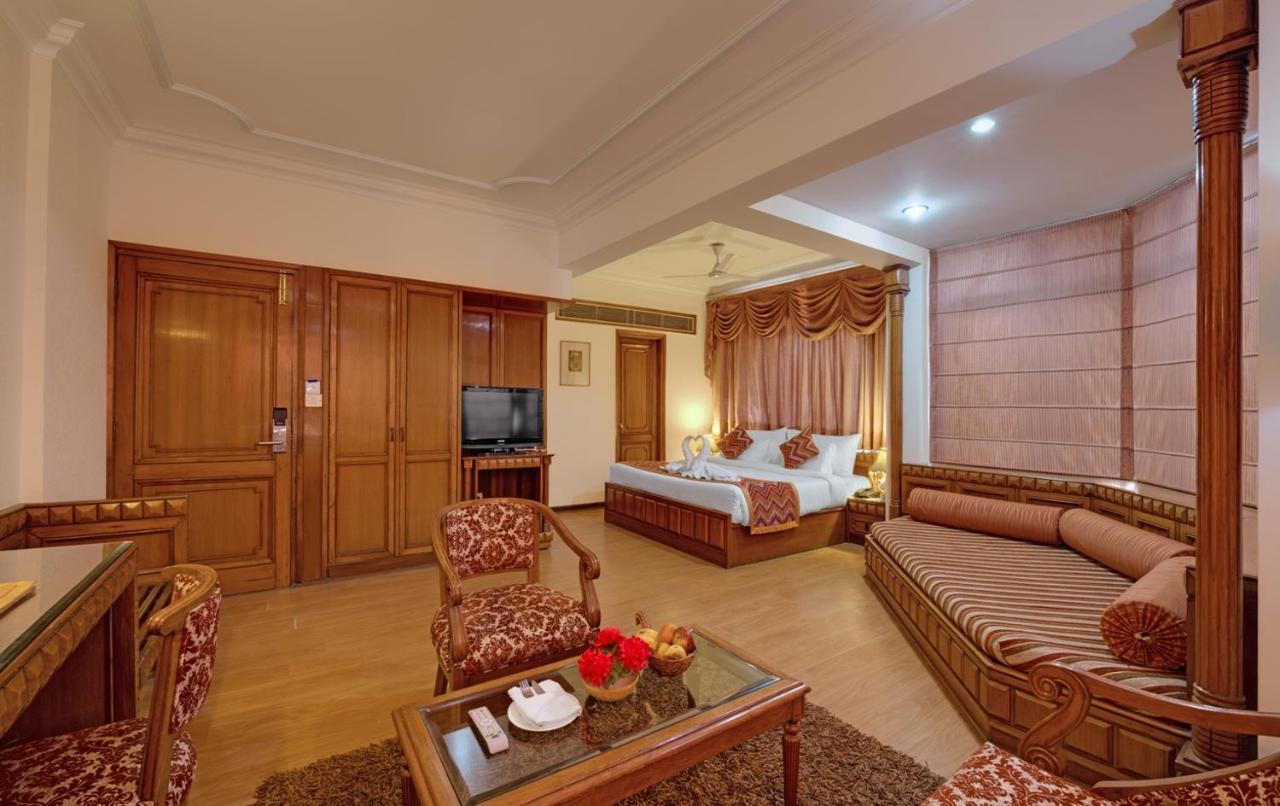 Hotel Baljees Regency Shimla Exterior photo