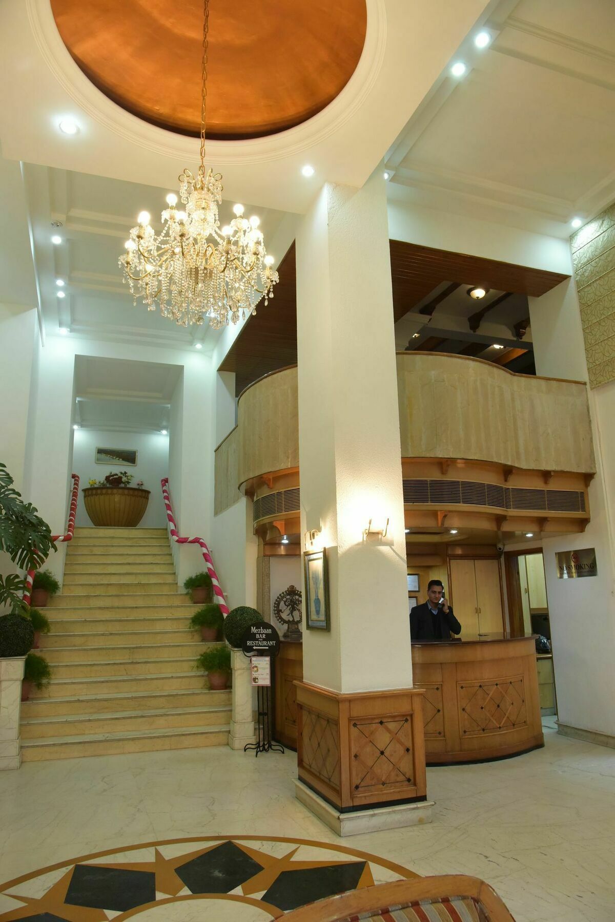 Hotel Baljees Regency Shimla Exterior photo
